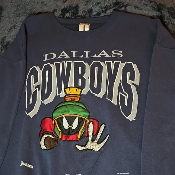 1993 Warner Bros. Jostens Dallas Cowboys And Marvin The Martian Long Sleeve